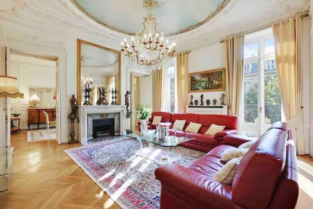 Apartment Champs Elysees : Appartement 200 M2 Avec Balcon Paris